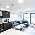 New Era Living - Ensuite Rooms Next To Bramall Lane
