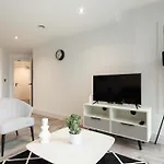Spacious 1 Bedroom Apartment In Central Sheffield
