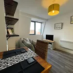 2 Bed Urban Retreat In Sheffield
