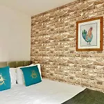 George House-Weeklystay-Centrelocation-Student-Business-Parking-Sleep8