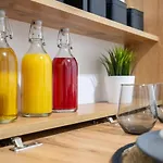 Contemporary Comfort - Apartment Sheffield - Free Parking & Fast Wifi