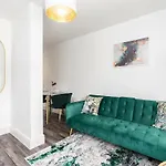 Luxury Apartment - Sheffield City Centre