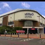 Hilltop Place Suites , Parkway M1 J33