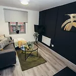 1Br City Centre Apt, Self Check In, Wifi, By Derbnb