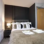 1Br City Centre Apt, Self Check In, Wifi, By Derbnb