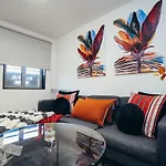 1Br City Centre Apt, Self Check In, Wifi, By Derbnb