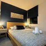 Queen House Stylish Central Sheffield Apartment