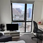 Sheffield Centre - Modern 1Br Apartment - Sleeps 3