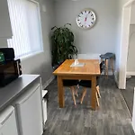 Sheffield Spa View 2 Bed House Free Parking