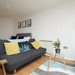 Blueone Serviced Apartments - West St