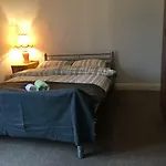 Local House B&B