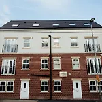 Shield Penthouse Loft - 2 Bedroom Luxe Large Apartment