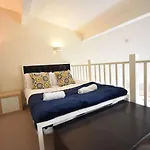 Historic Holiday Home In Sheffield Near Town Centre