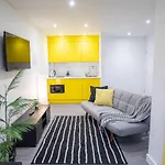 Luxe Studio Apartments Sheffield