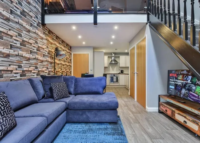 Victorian Tramsheds, Modern Apartment + Parking