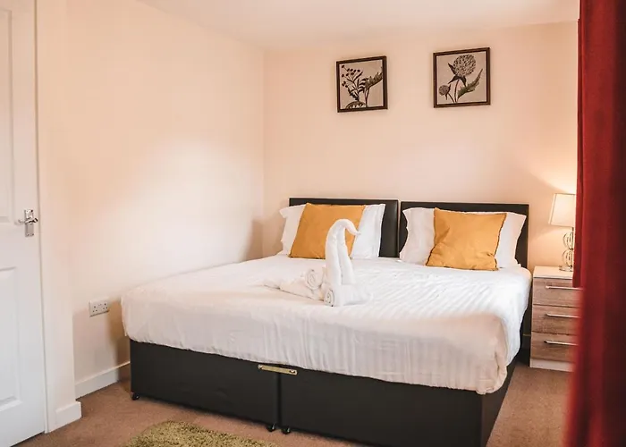 Snapos Apartments - Tudor Close