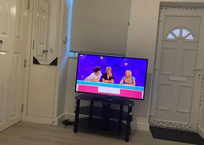 Relaxing Modern Apartment, Sheffield, Free Parking