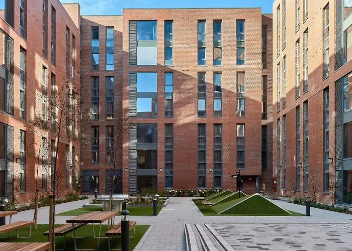 Ensuite Bedrooms With Shared Kitchen At The Elements Located In Sheffield For Students Only