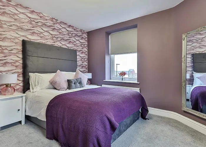 Luxury Spacious Pad With Games Room