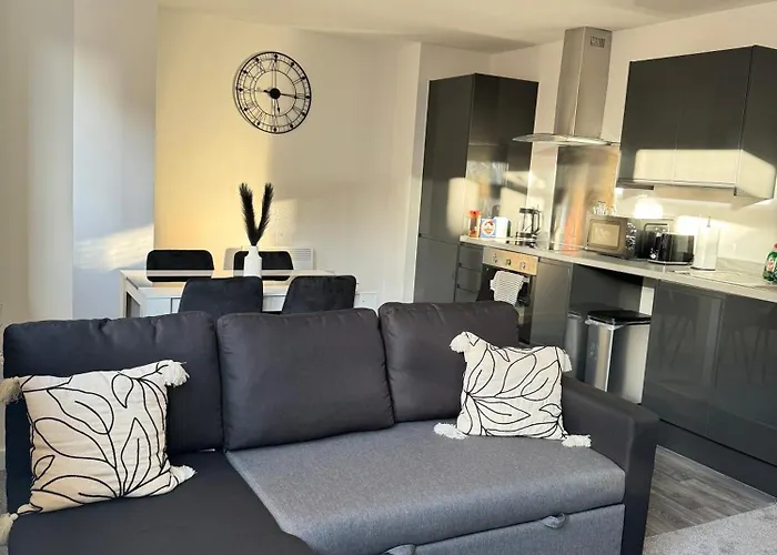 Stylish Central Retreat