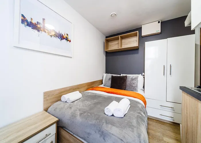 Alexandra House Simple City Stays
