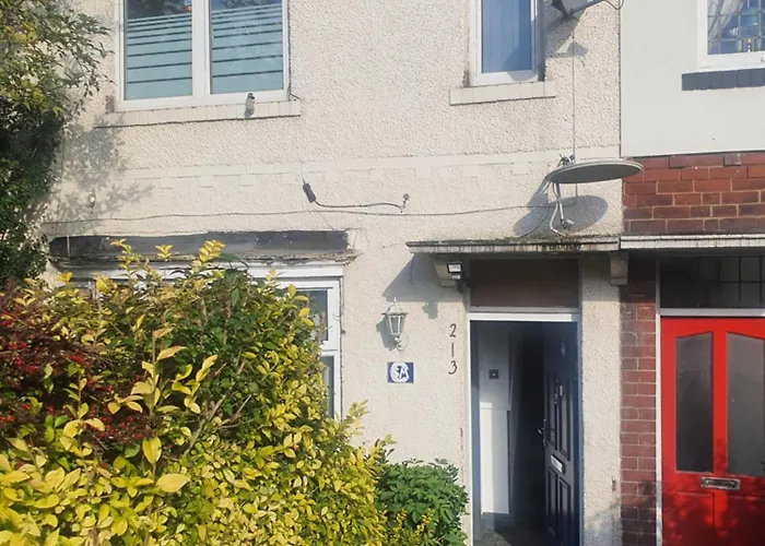Double Bed Rooms In Meadowhall, Tinsley