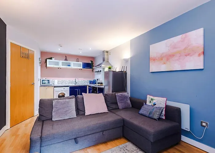 Cosy Central Flat, Ultimate Comfort & Best Sleep!