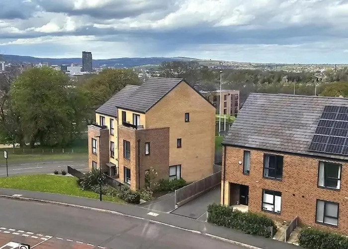Sheffield Park View Apartment