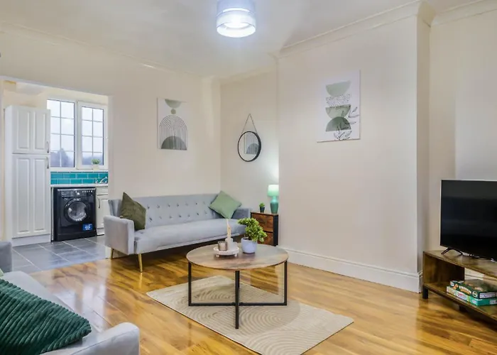 Leanne\'S 3Bed House In Sheffield