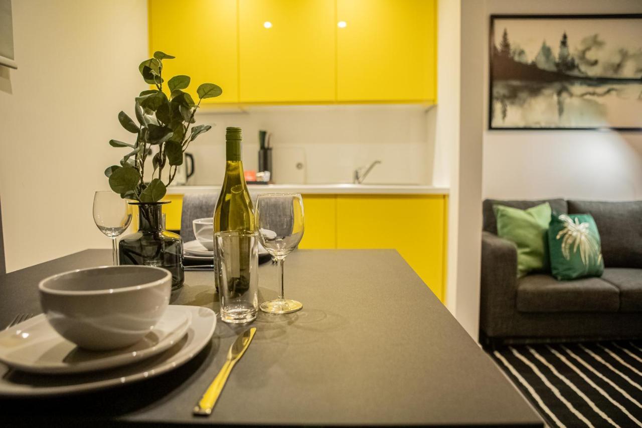 Apartment Royal Riverside Centre - Opulent Living *