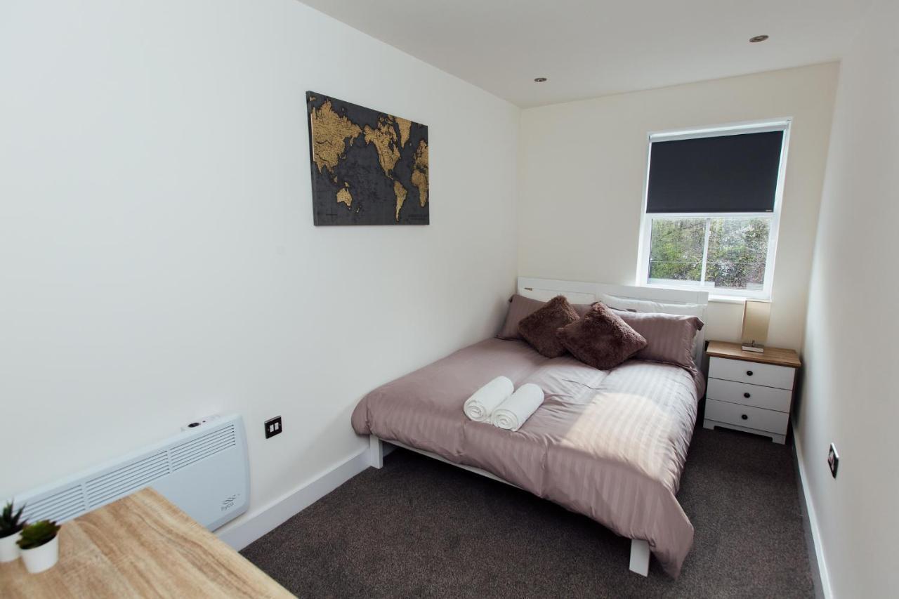 Apartment 1 And 2 Bedroom Shield House Centre *