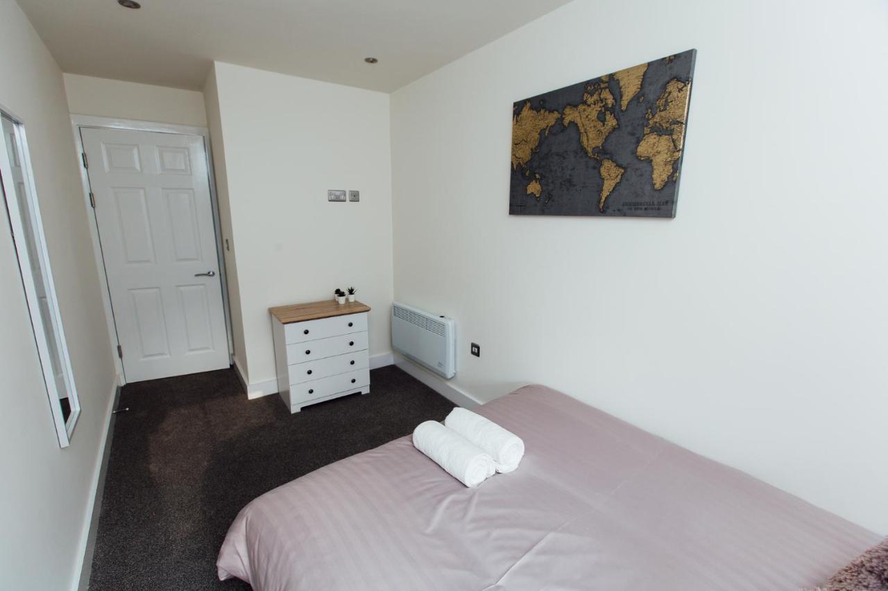 Apartment 1 And 2 Bedroom Shield House Centre