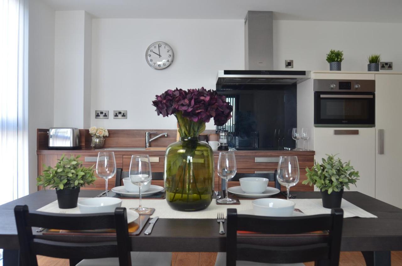 Apartment Teal 14: Centre Retreat With Panoramic Views *