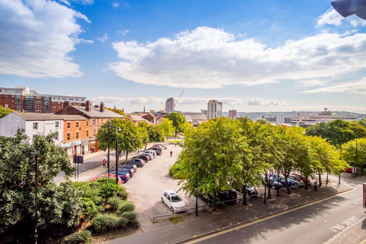 Apartment One Bedroom With Juliet Balcony In West One - Parking Possible