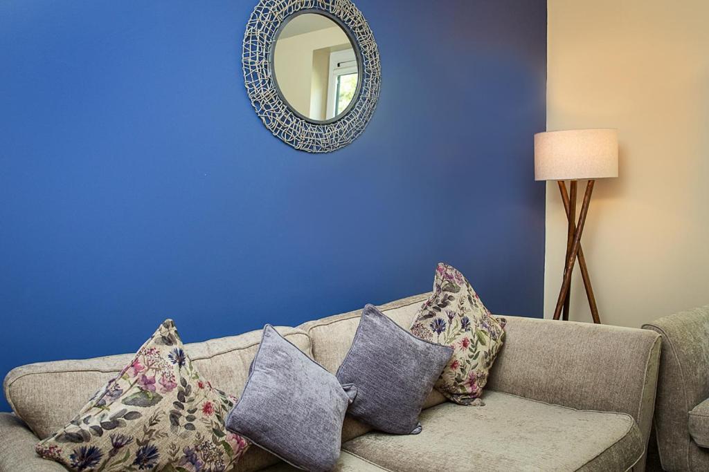 Modern Centre House With Parking! Sleeps 6 Sheffield