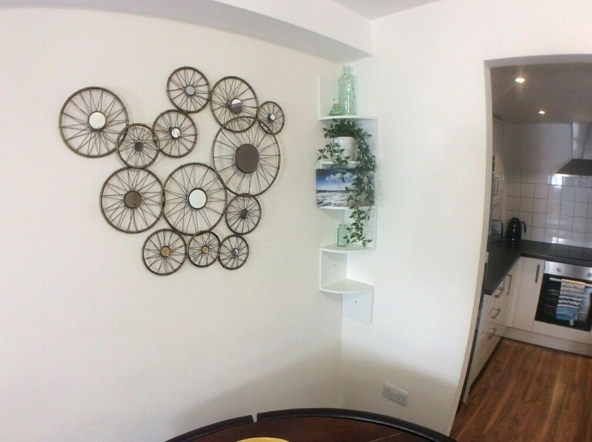 Igloo Viewpoint Centre & Free Parking Apartment