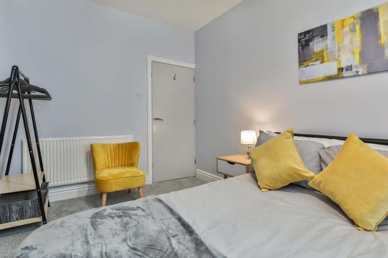 Hidden Gem-open To Book-super Location