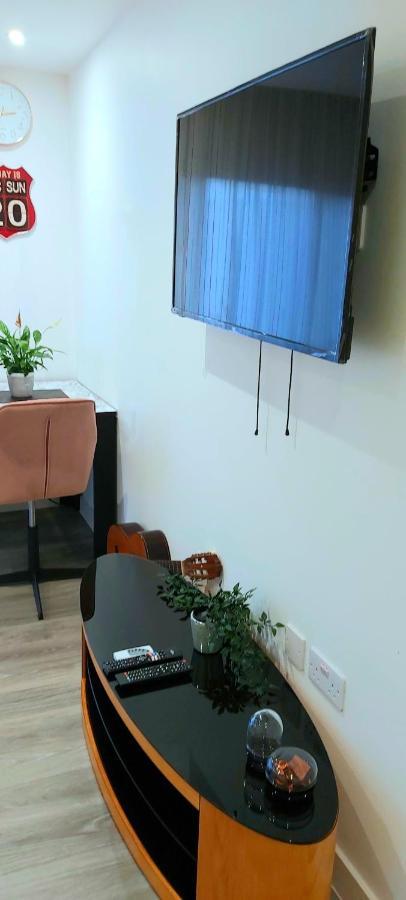 Great - Netflix, Wifi, Digital Tv * Sheffield