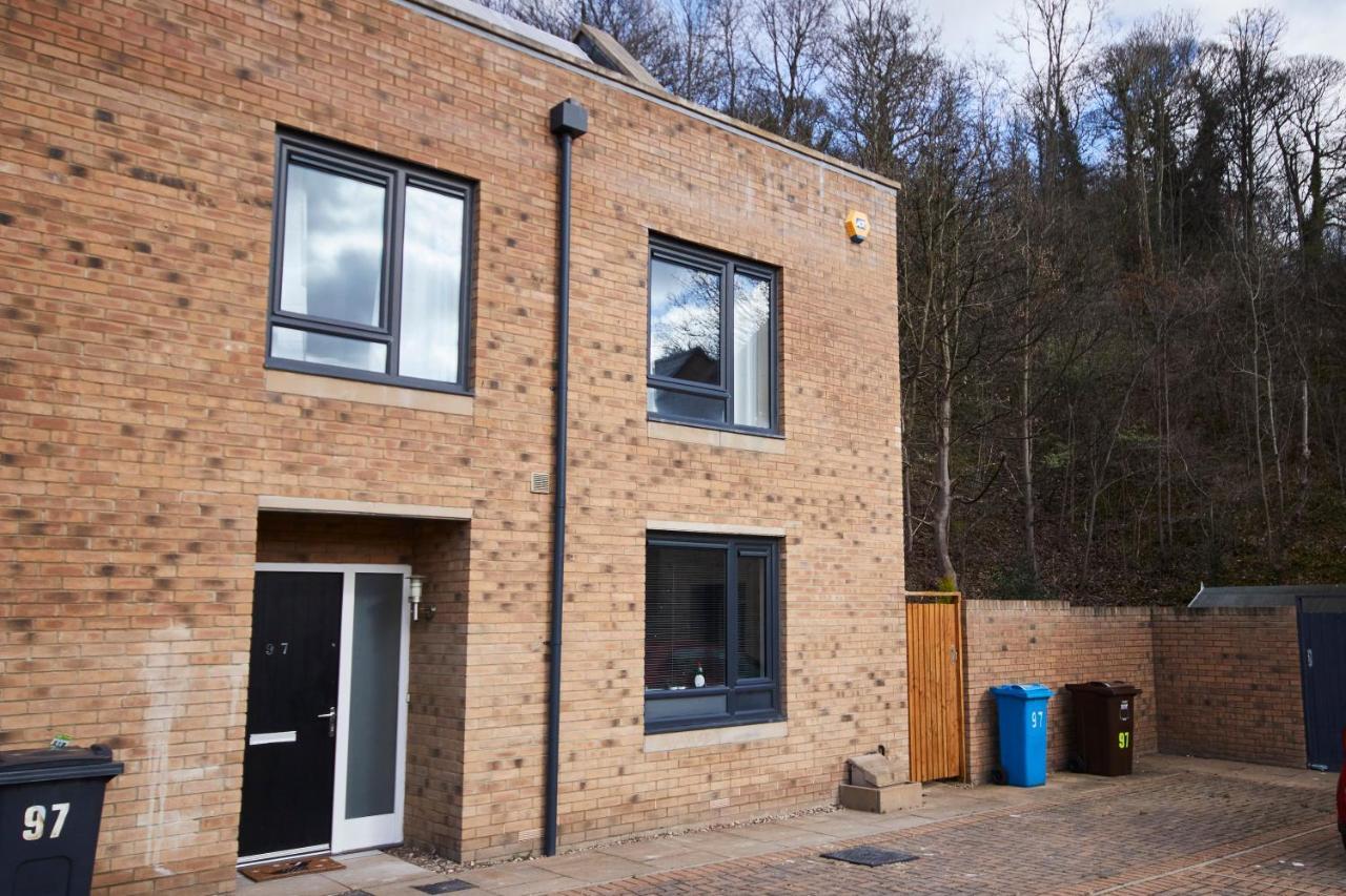 Stunning Centre House - Parking - Garden