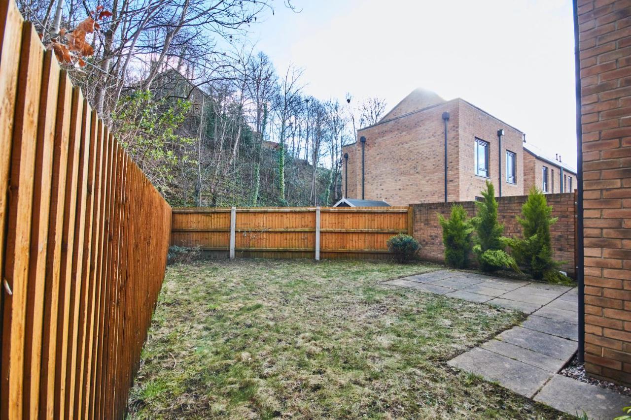 Stunning Centre House - Parking - Garden Apartment