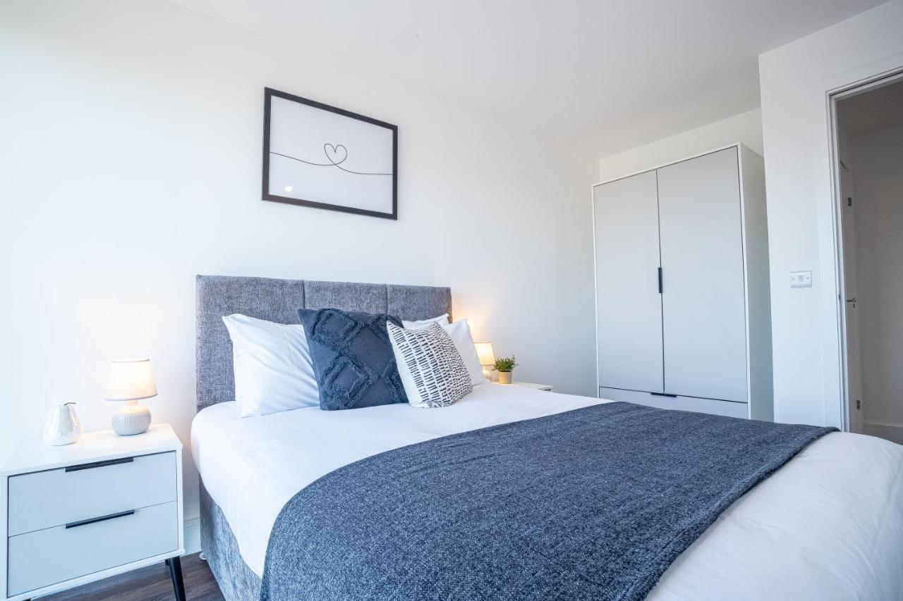 Luxury - Great Central One Bedroom *