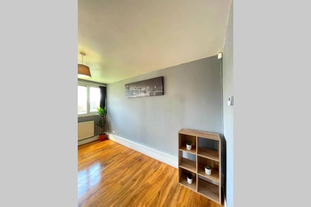 Spacious Three Bed City House - Parking / Netflix * Sheffield
