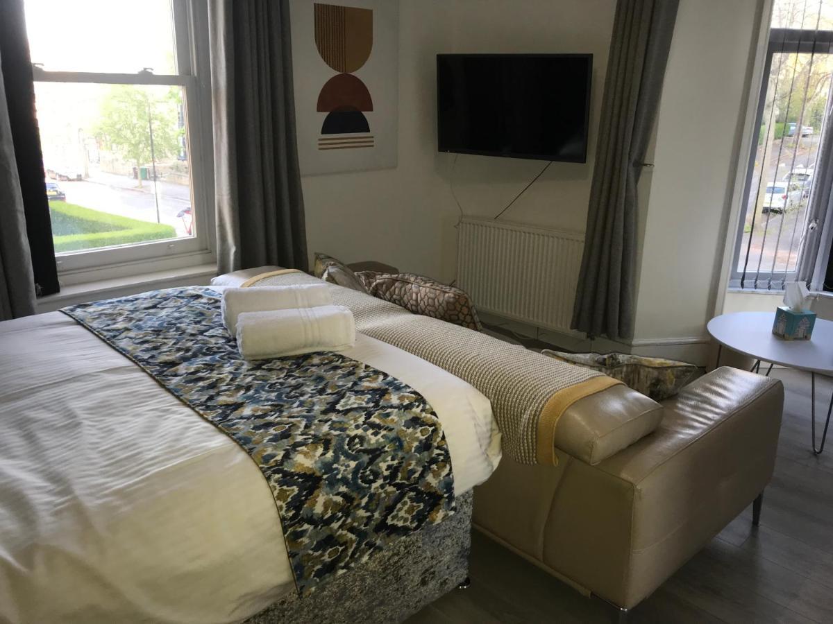 Comfortable Studio W/ Parking * Sheffield