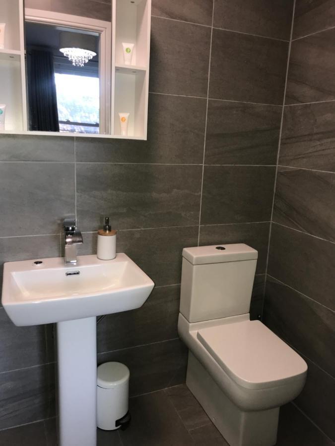 Comfortable Studio W/ Parking Apartamento