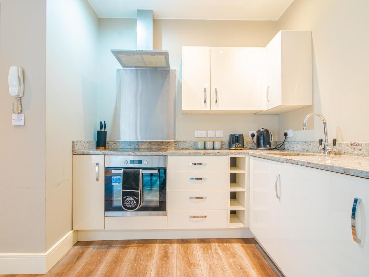 Kelham Apartments: Serviced With Free Parking