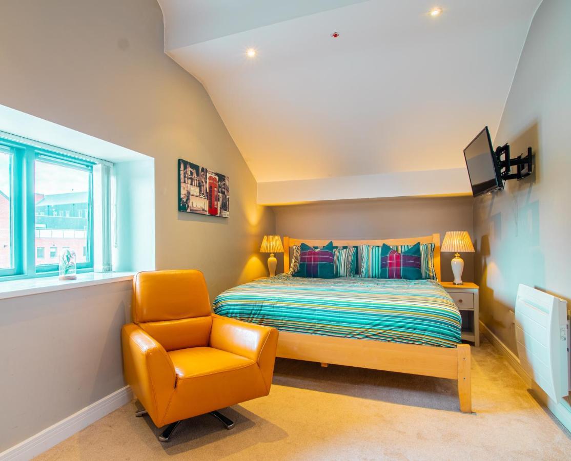 Kelham Apartments: Serviced With Free Parking Apartment *