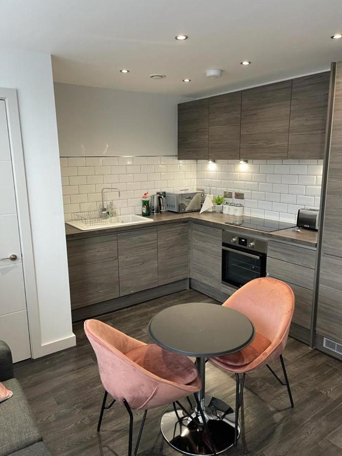 The Whyte House Apartment *