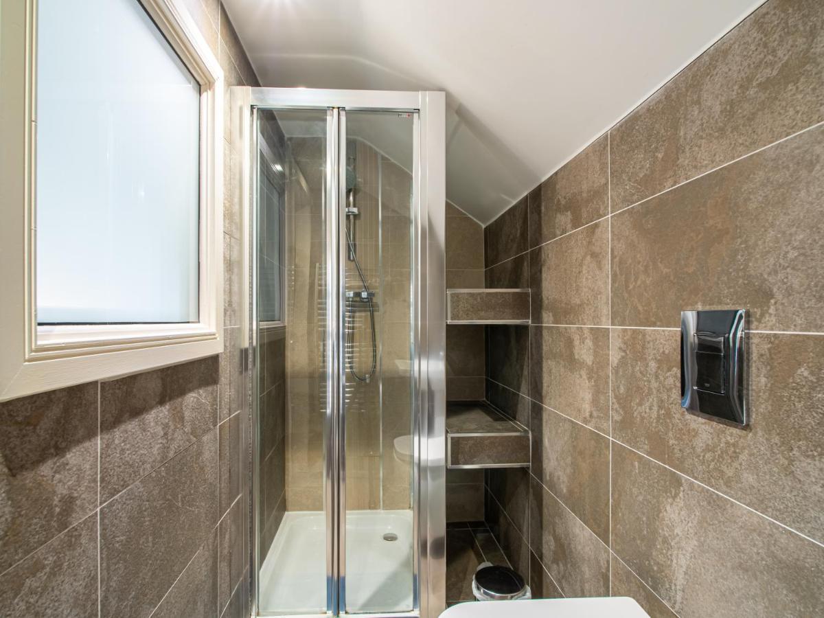 Apartment Kelham Apartments: Serviced With Free Parking *