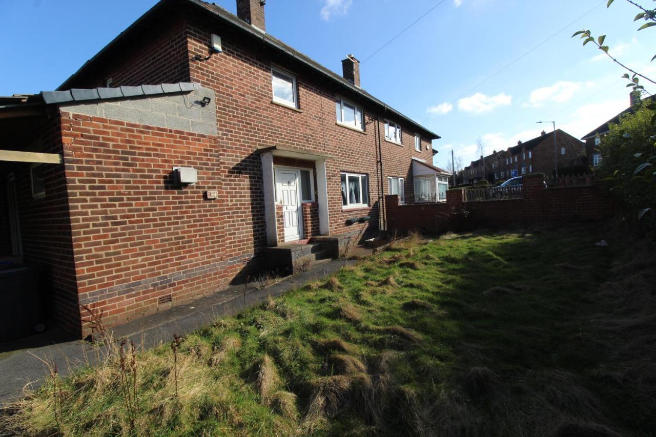 Holiday home Raynald House *