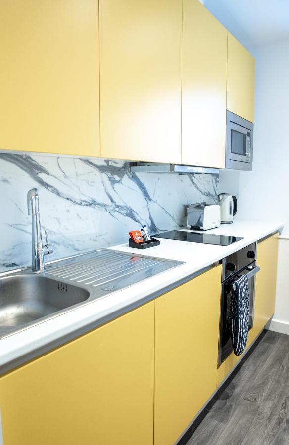 Apartment Bells Court - City Centre, Opulent Living Serviced *